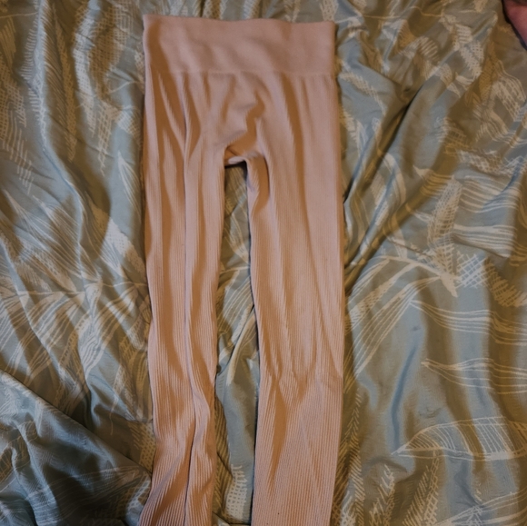 SHEIN Pink Ribbed Leggings - Picture 4 of 5